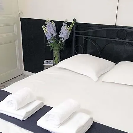 尚特克莱尔酒店 *